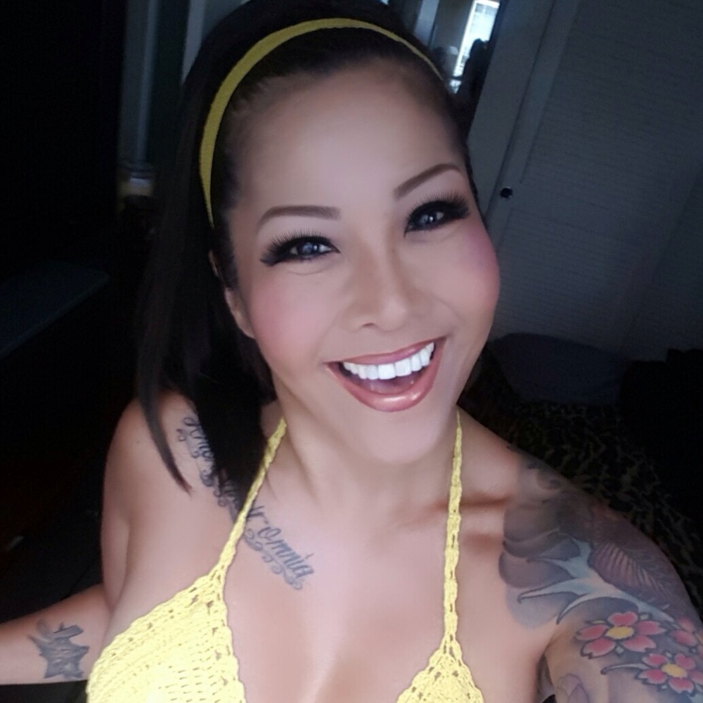 🌼Please like this posting to be notified when I go live!🌼
